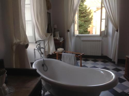 Impero Luxury Apartment 