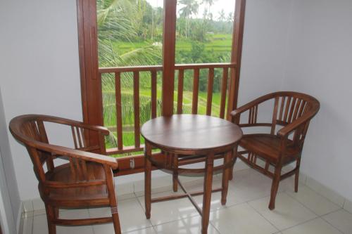 Arya Guest House 