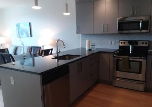 The Tremont 307 