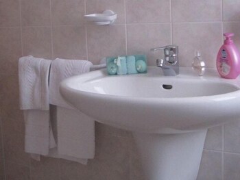 Chalet Pradat Bathroom