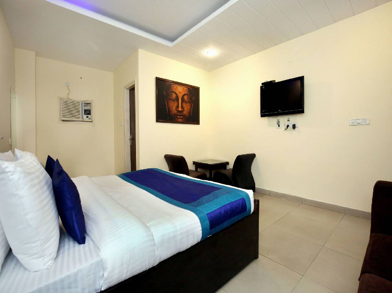 Oyo 9631 Hotel Oak 