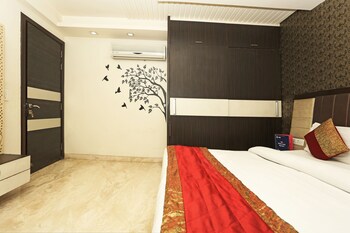 Oyo 380 Hotel Atithee Residency (اویو ۳۸۰ هتل آتیتی رسیدنكی) Guestroom