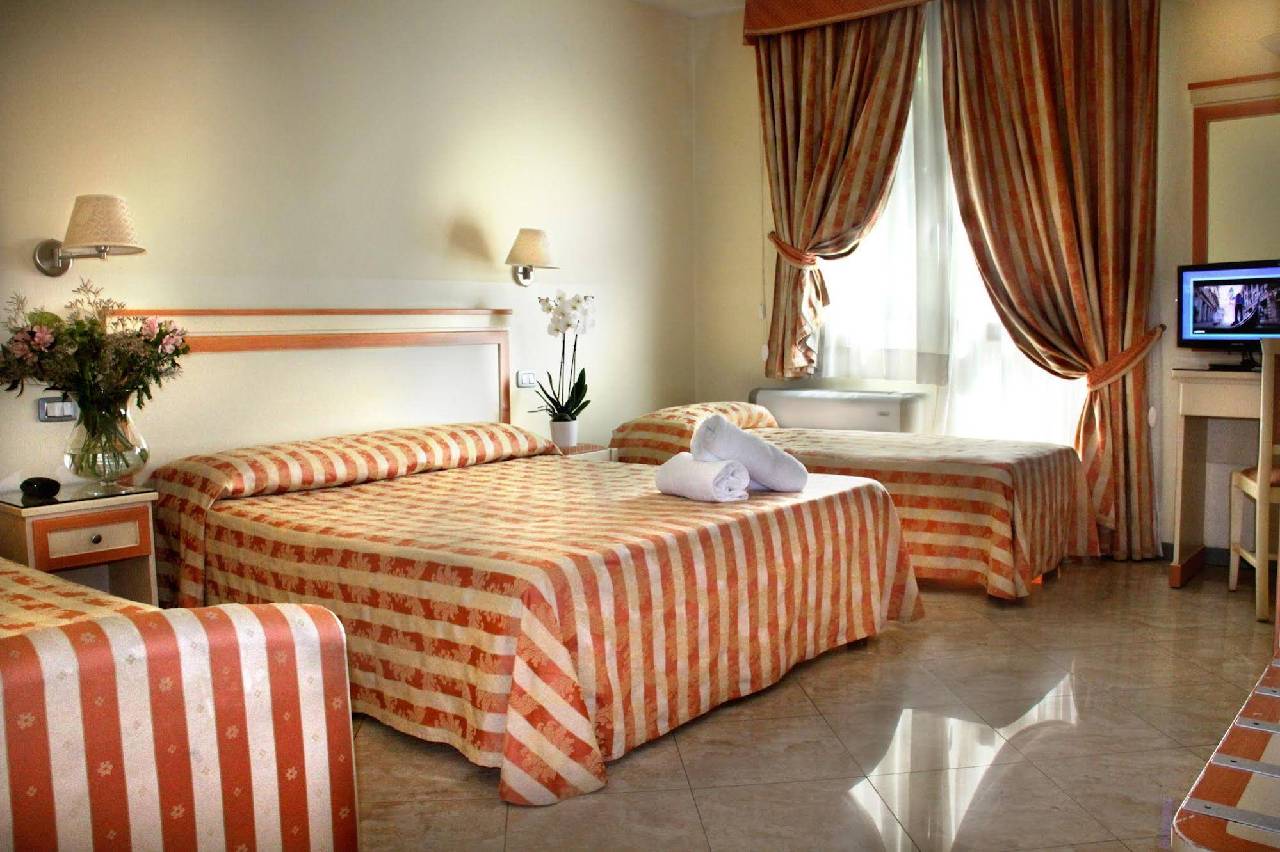 Hotel Regit 