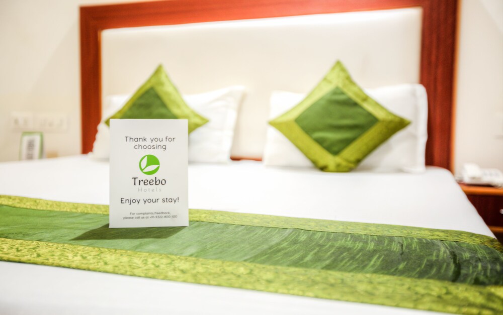 Treebo The Lily Guestroom
