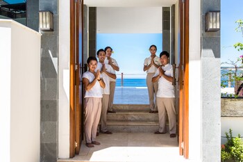 Villa Gumamela Bali Hotel Entrance