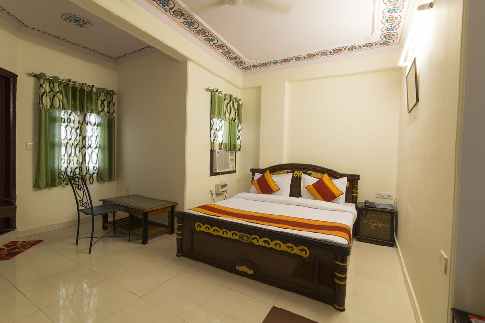 Oyo 2262 Hotel Heritage Inn Guestroom