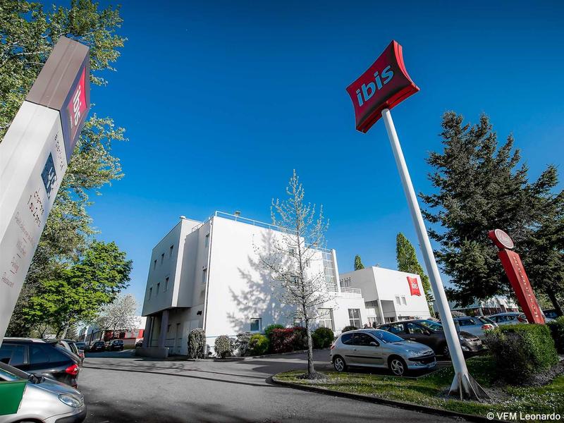 Ibis Nantes Saint Herblain General view