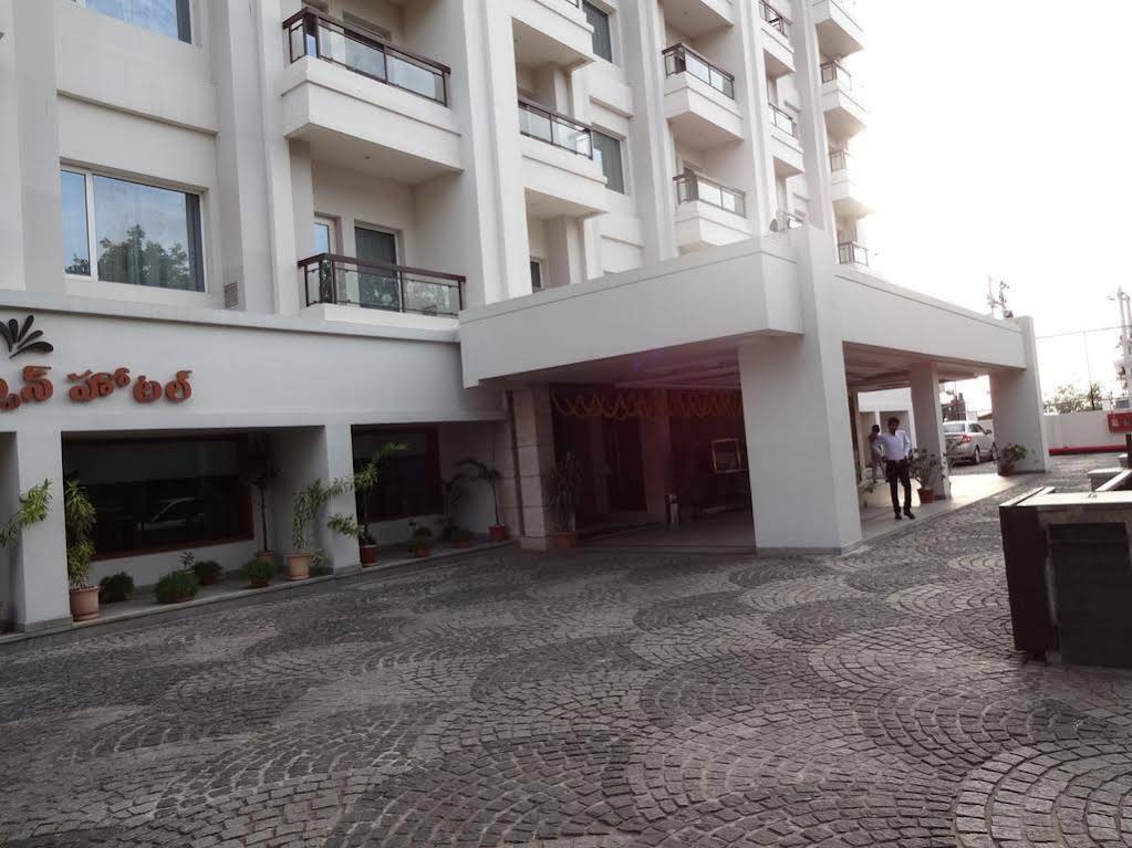 La Hospin Hotel 