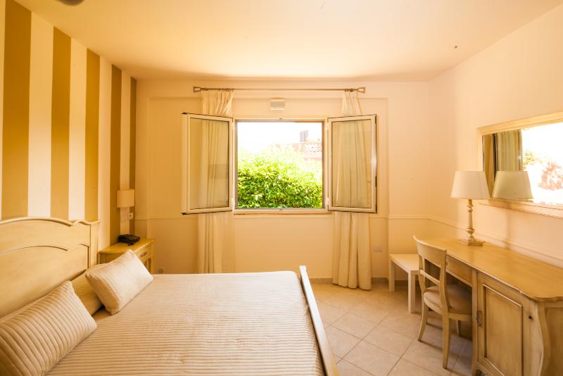 Alcantara Resort Room