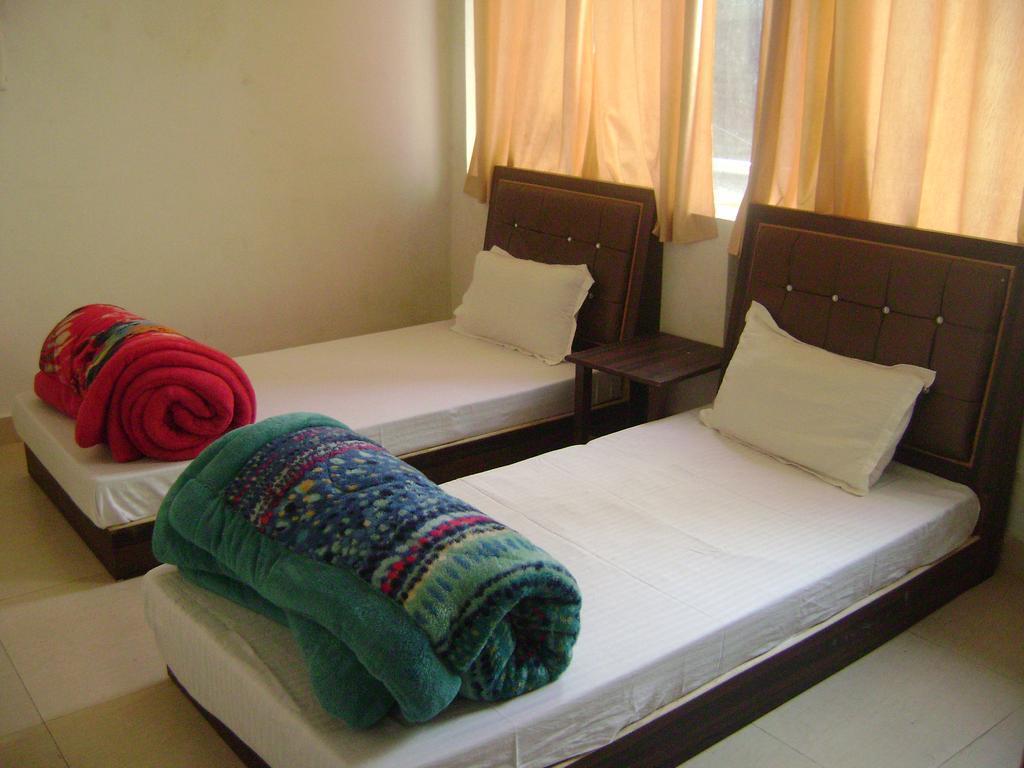 Hotel Akash Continental 