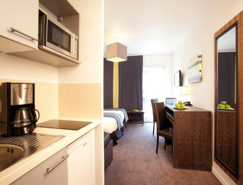Lagrange Apart'hotel Paris Boulogne (لاگرانج آپارتهوتل پاریس بولوگن) 