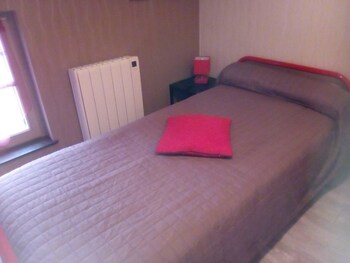 Apartment With In Bar Le Duc With Wonderful City View And (آپارتمان با این بار ل دوك با ووندرفول سیتی ویو اند) Guestroom Apartment With In Bar Le Duc With Wonderful City View And (آپارتمان با این بار ل دوك با ووندرفول سیتی ویو اند) Guestroom