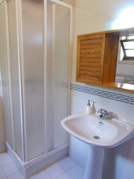 Eira Do Vez Bathroom