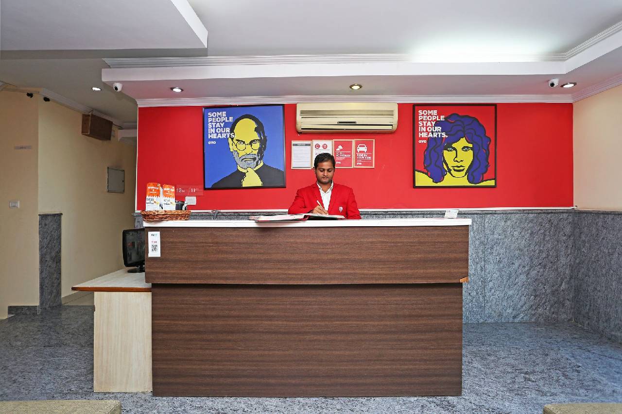 Oyo Flagship 238 Noida Sector 72 