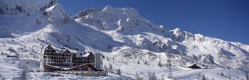 Hotel Piandineve (هتل پیاندینو) Mountain View