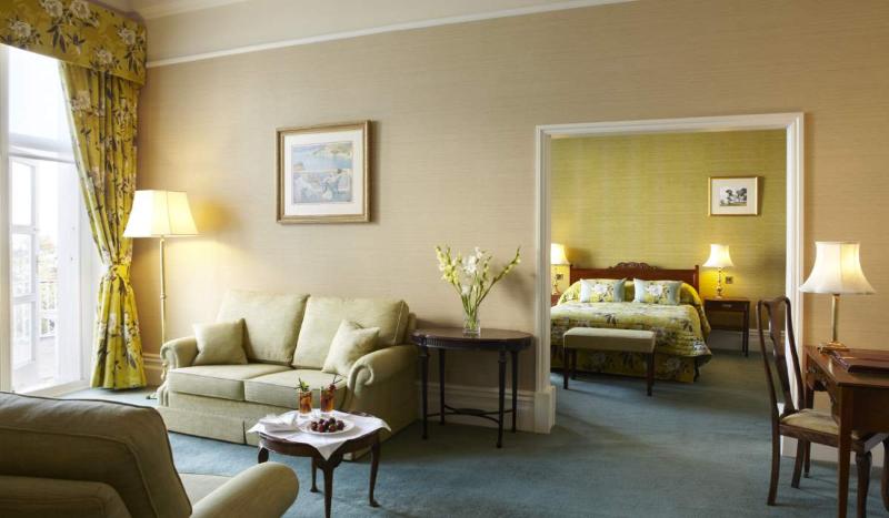 The Grand Hotel Eastbourne ( گرند هتل ایستبورن) Room