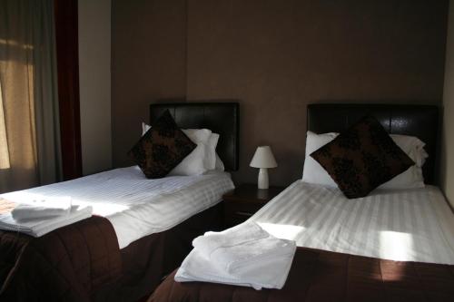 The Fullarton Park Hotel 