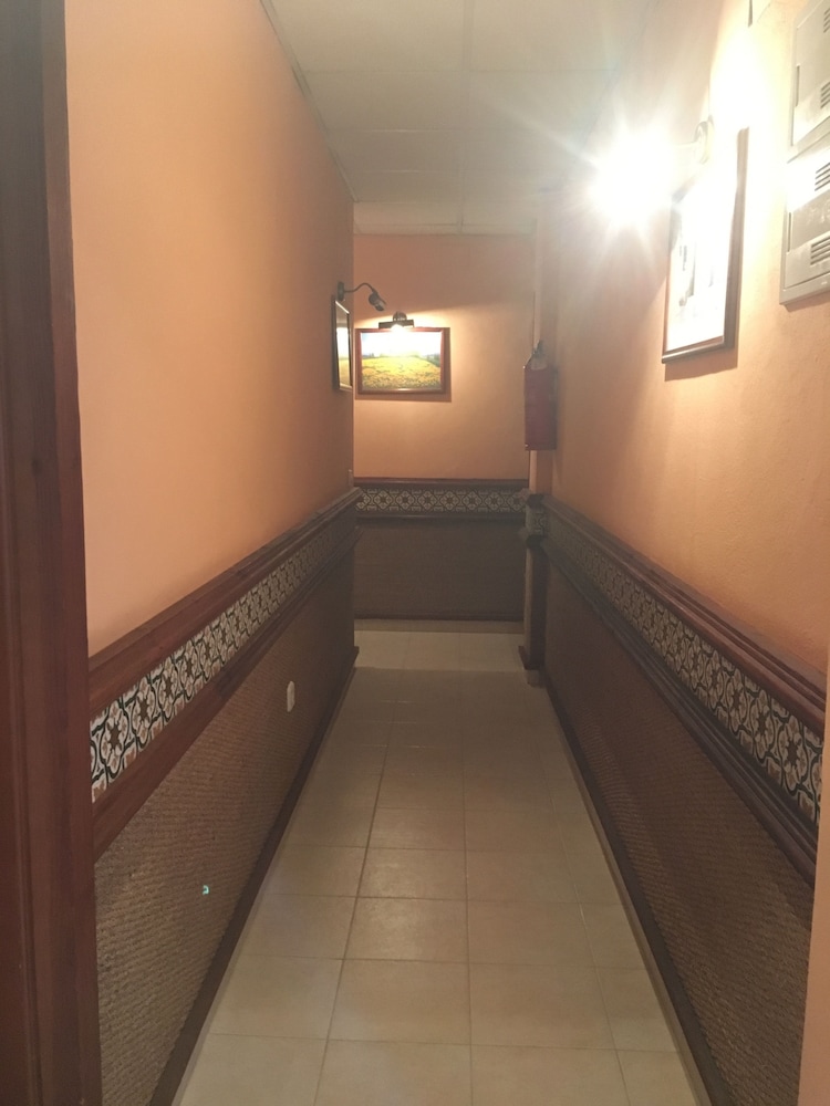 Fogar Do Selmo (فوگار دو سلمو) Hallway