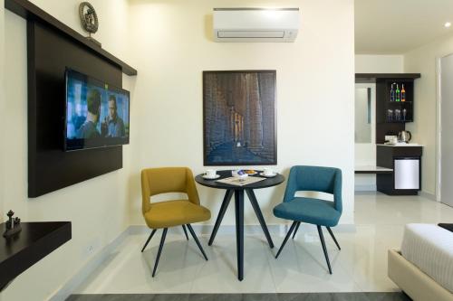 Mohan Tulip Hotel 