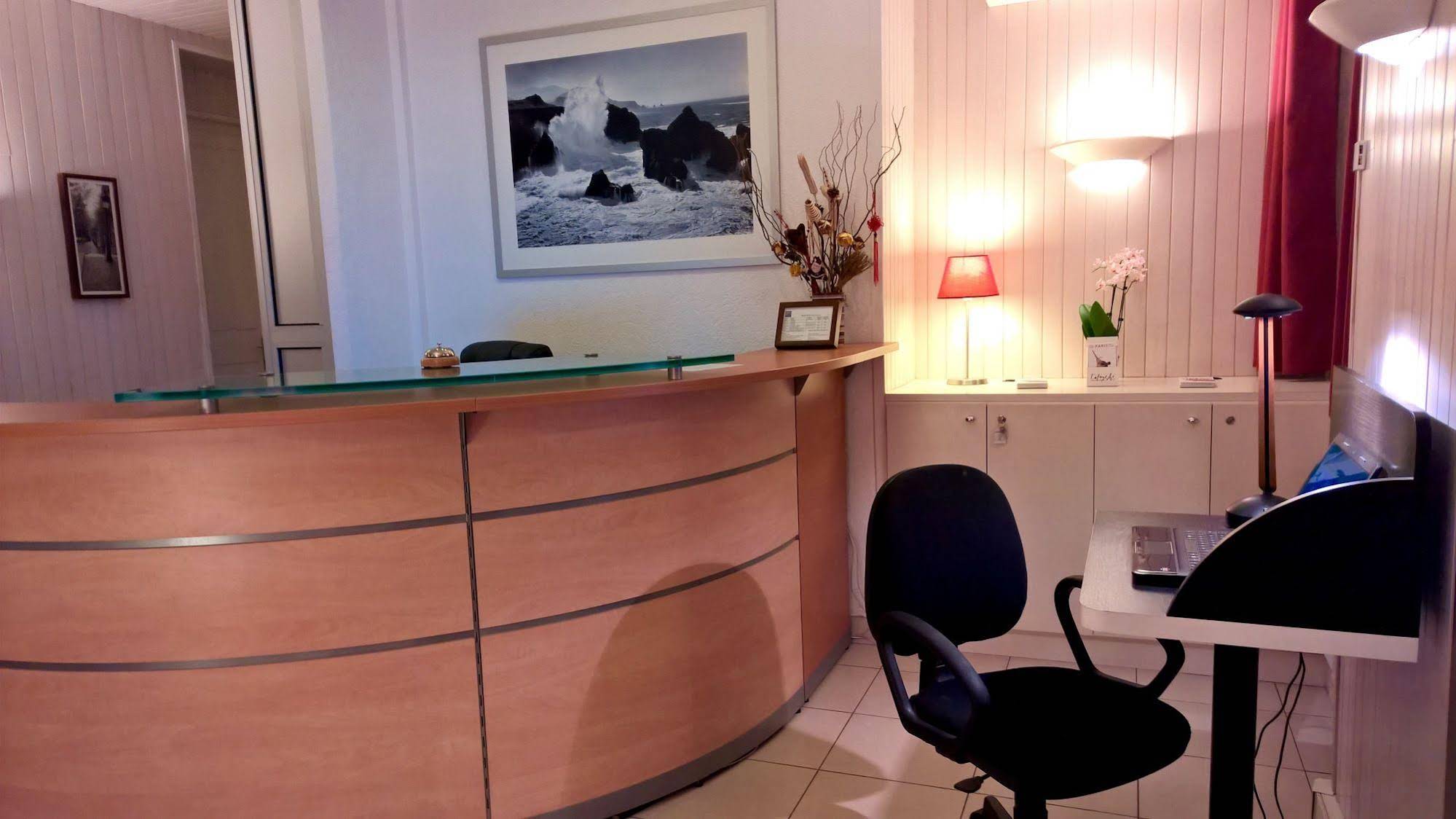 Boulogne Résidence Hotel (بولوگن رéسیدنس هتل) 