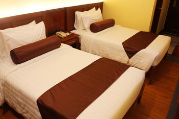 Sunlight Guest Hotel Coron Guestroom