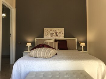 Saint Philippe Maison Guestroom