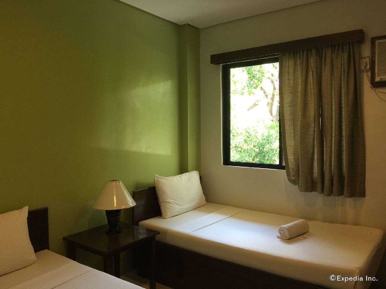 Coron Ecolodge (كورون اكولودج) 