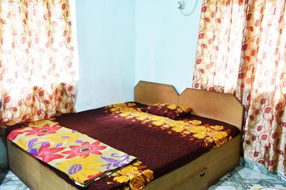 Maanvi Holiday Home 