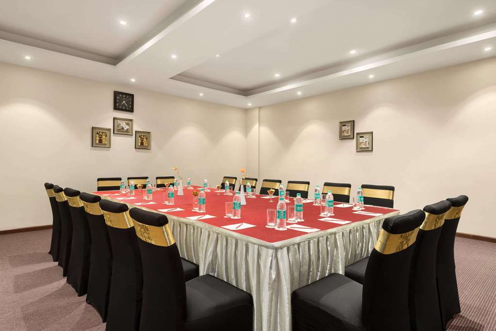 Ramada Neemrana Jaipur Hwy Meeting room