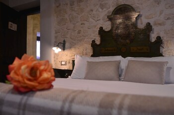 Robur Marsorum (روبور مارسوروم) Guestroom