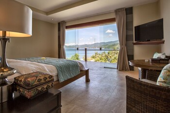 Villa Gumamela Bali Guestroom