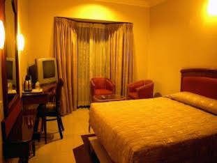 Hotel Grand Inn 