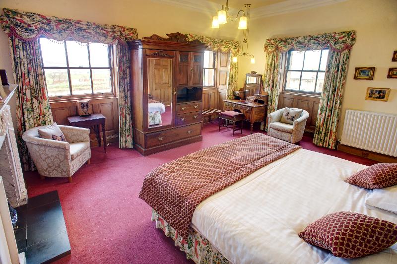 Ednam House Hotel Room