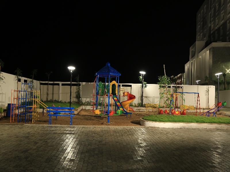 Dhanalakshmi Srinivasan Hotel 