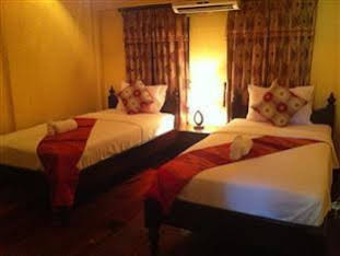 Singharat Guest House 