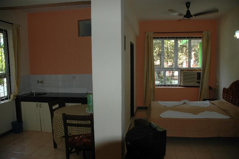 Alor Holiday Resort Room