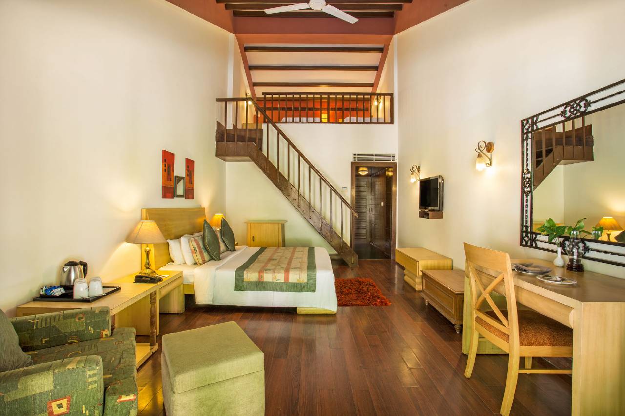 The Riverview Retreat 