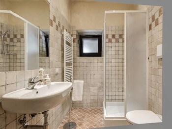 Borgo Iesolana Bathroom