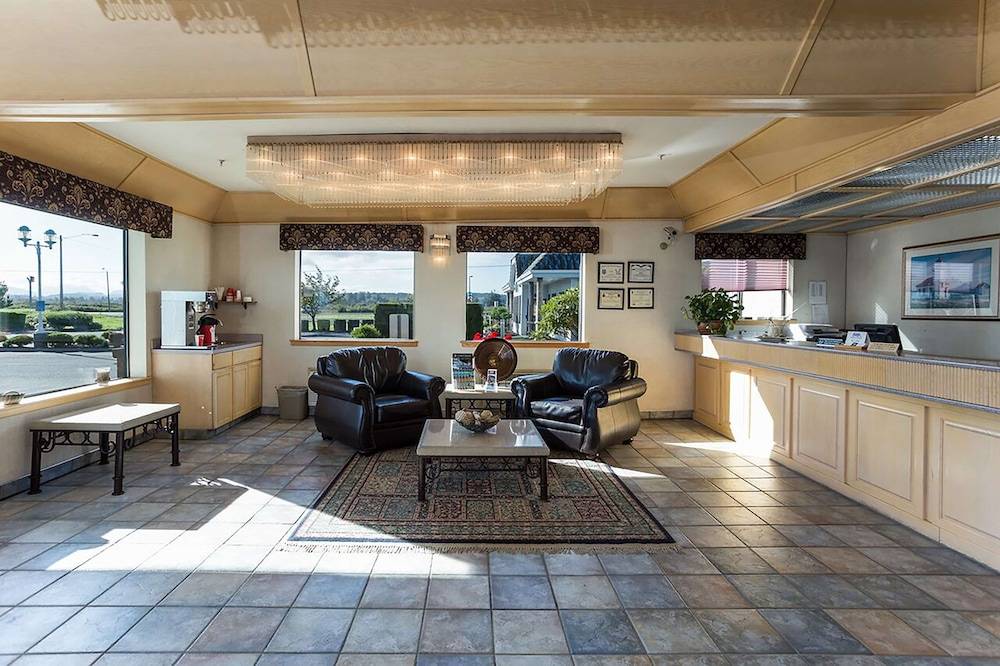 Shilo Inn Suites Hotel Warrenton - photo 2