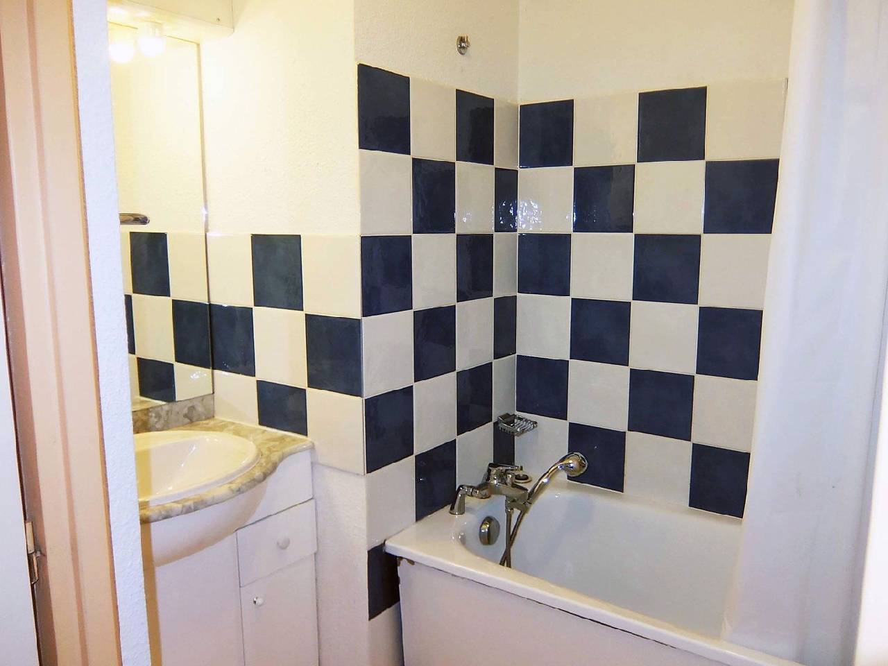 Apartment Les Pistes.15 (آپارتمان لس پیستس.۱۵) 