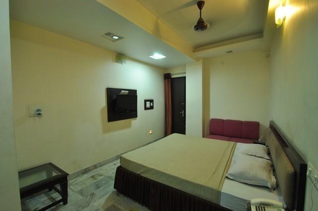 Hotel Yadu Residency 