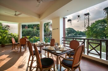 Hotel Grand Park Barishal Outdoor Dining