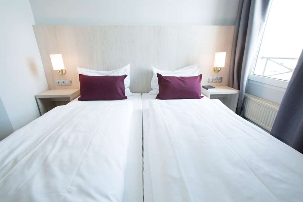 Arthotel Ana Nautic Guest room