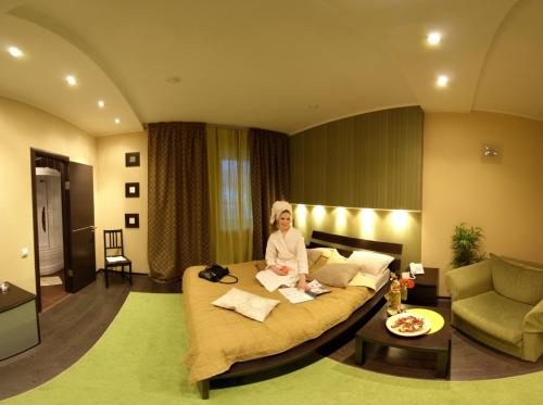 Yoko Hotel 
