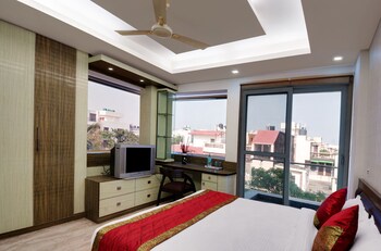 Oyo 380 Hotel Atithee Residency Guestroom View