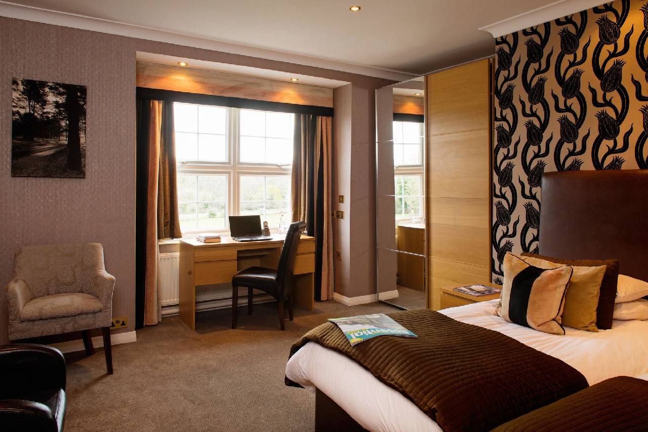 Balmer Lawn Hotel 