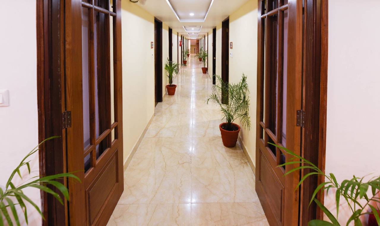Treebo Nand Residency 