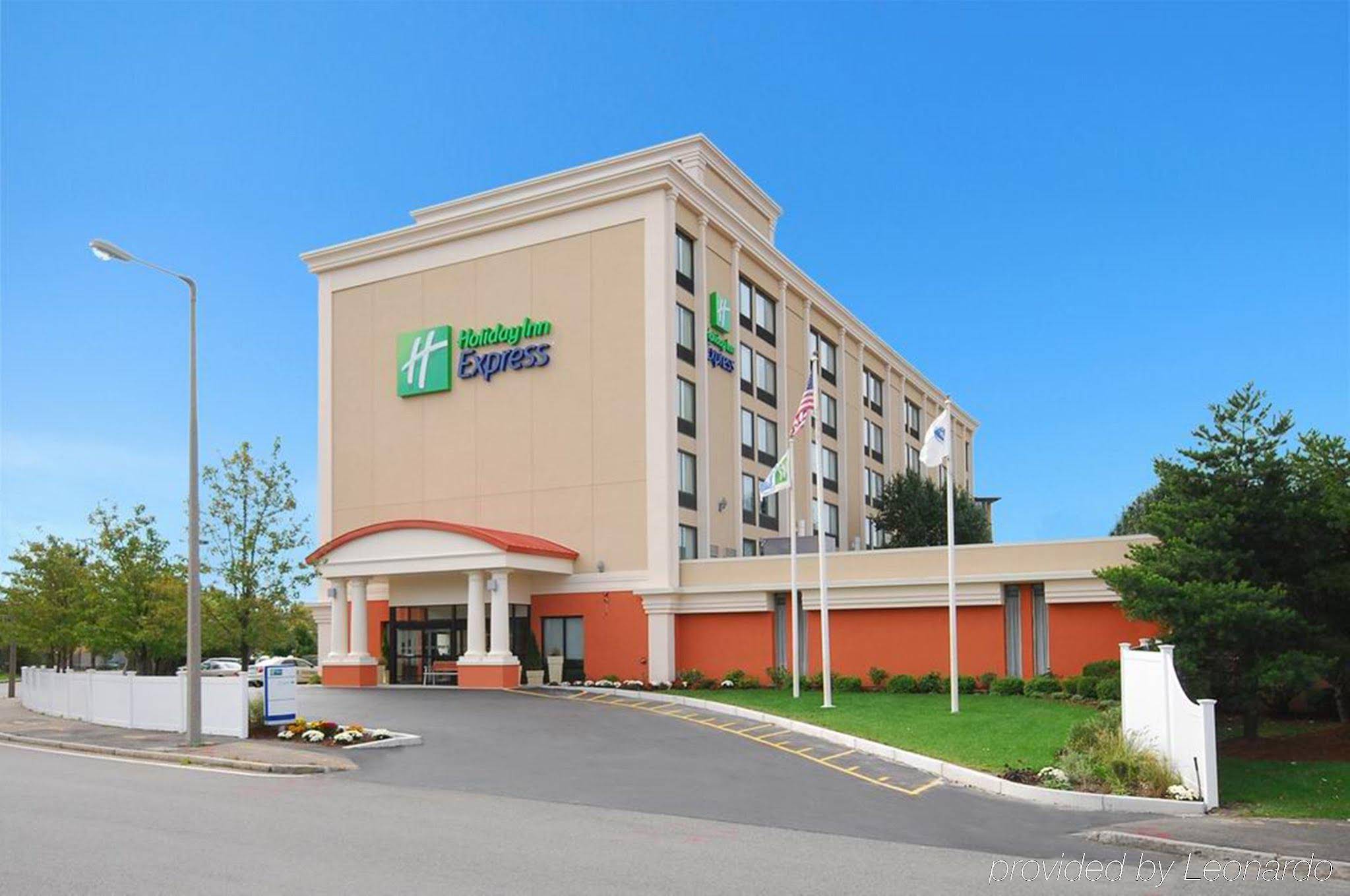 Holiday Inn Express Boston 