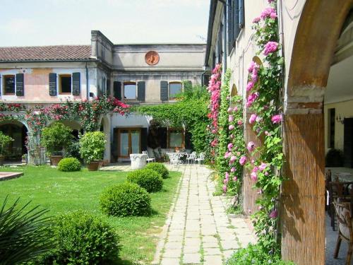 Stalletta Corte 