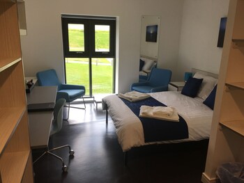The Jean Muir Student Village ( جین مویر استودنت ویلاج) Guestroom